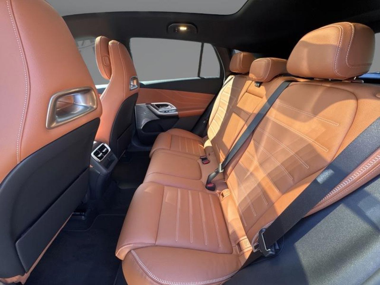 Photo du v&eacute;hicule 14 / 18