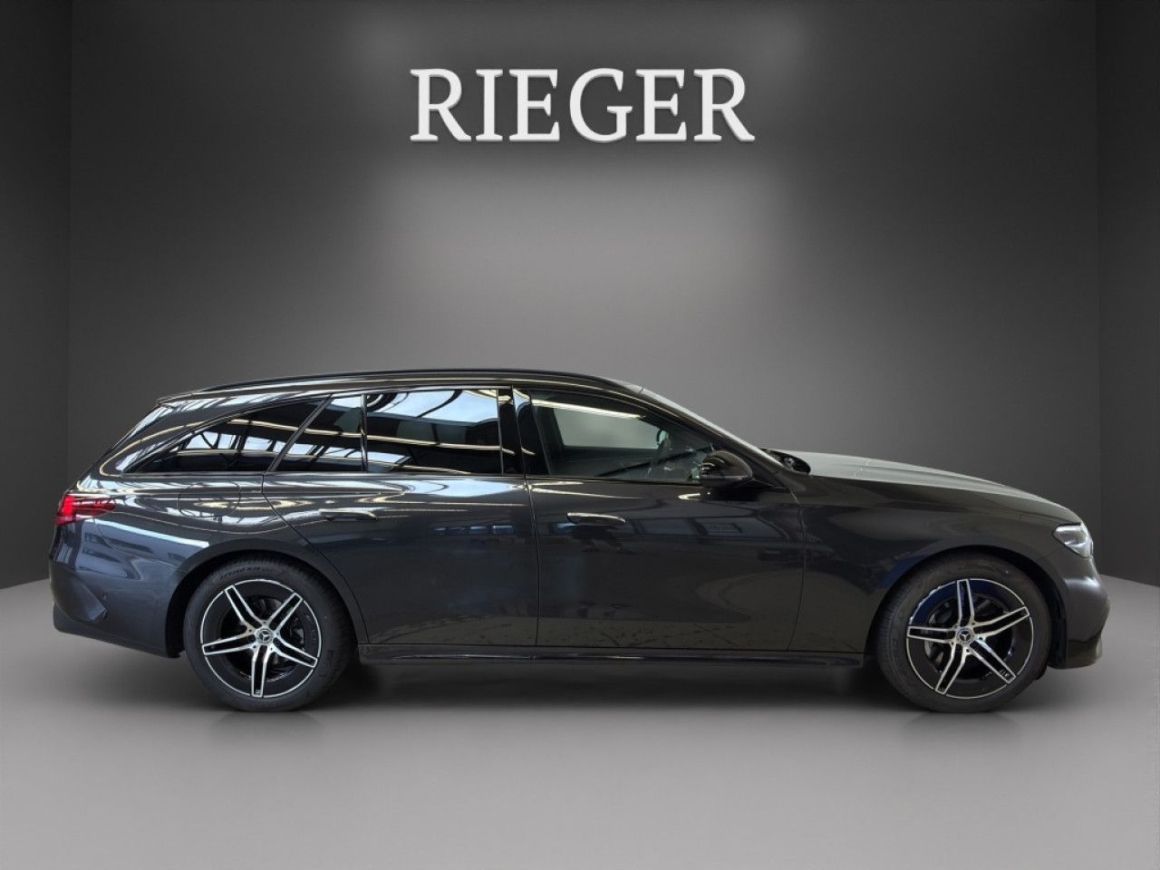 Mercedes-Benz E-Klasse – Bild 14