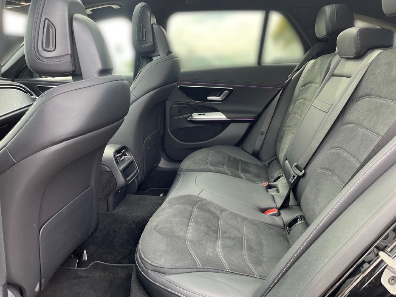 Mercedes-Benz E-Klasse – Bild 10