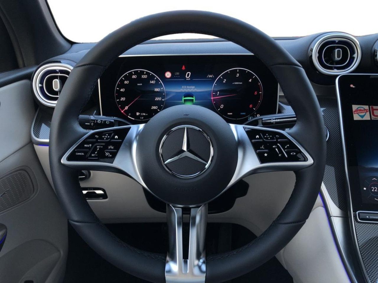 Mercedes-Benz GLC – Bild 10