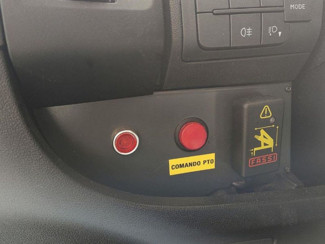 Fiat | Fiat Ducato doppia cabina con cassone fisso e gru
