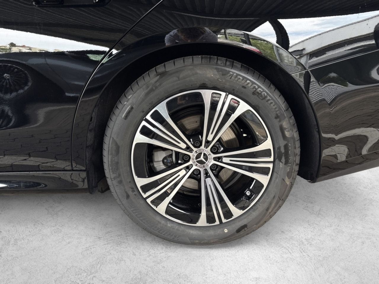 Mercedes-Benz E-Klasse – Bild 4