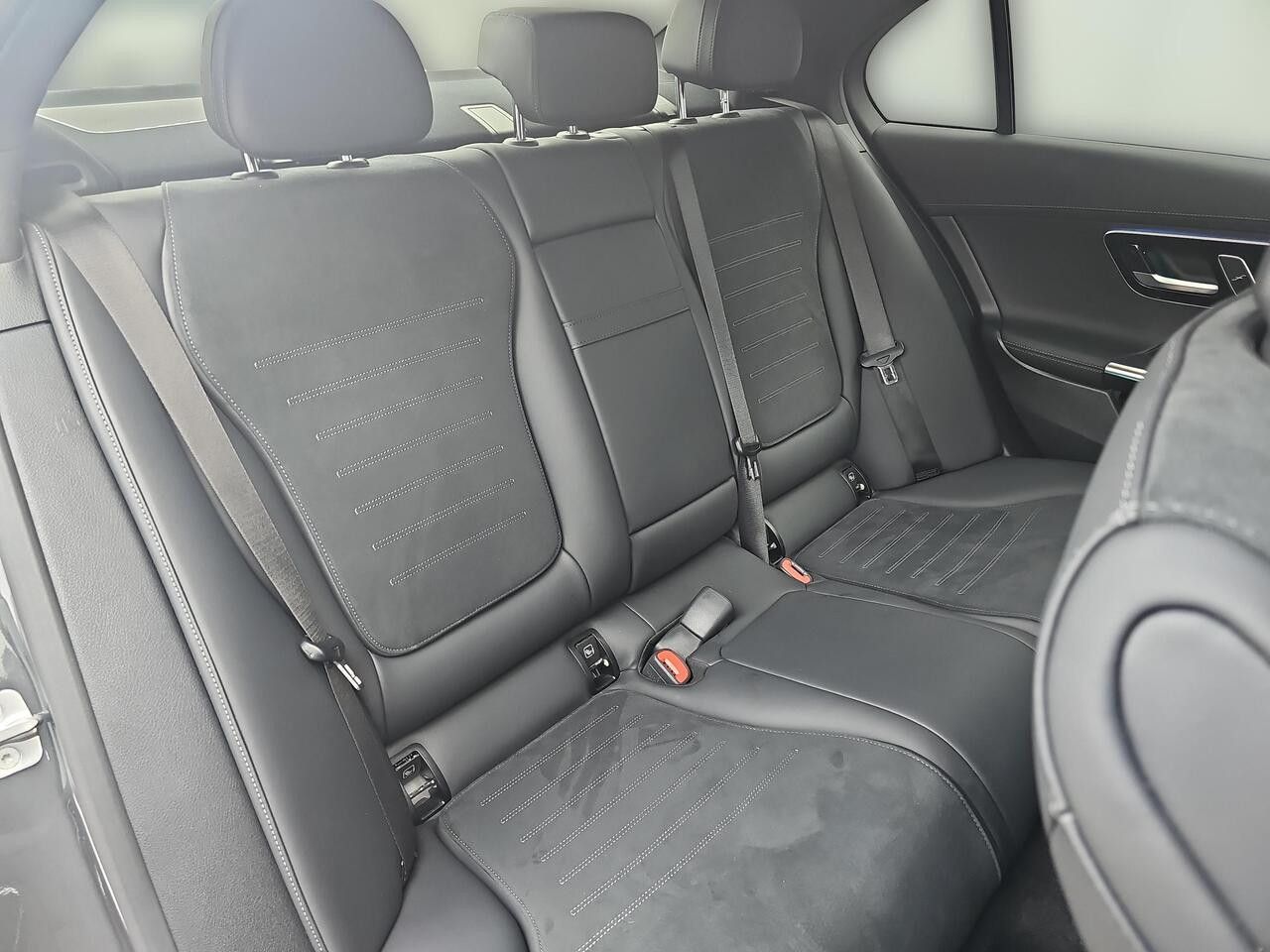 Zdjęcie pojazdu 21 / 24