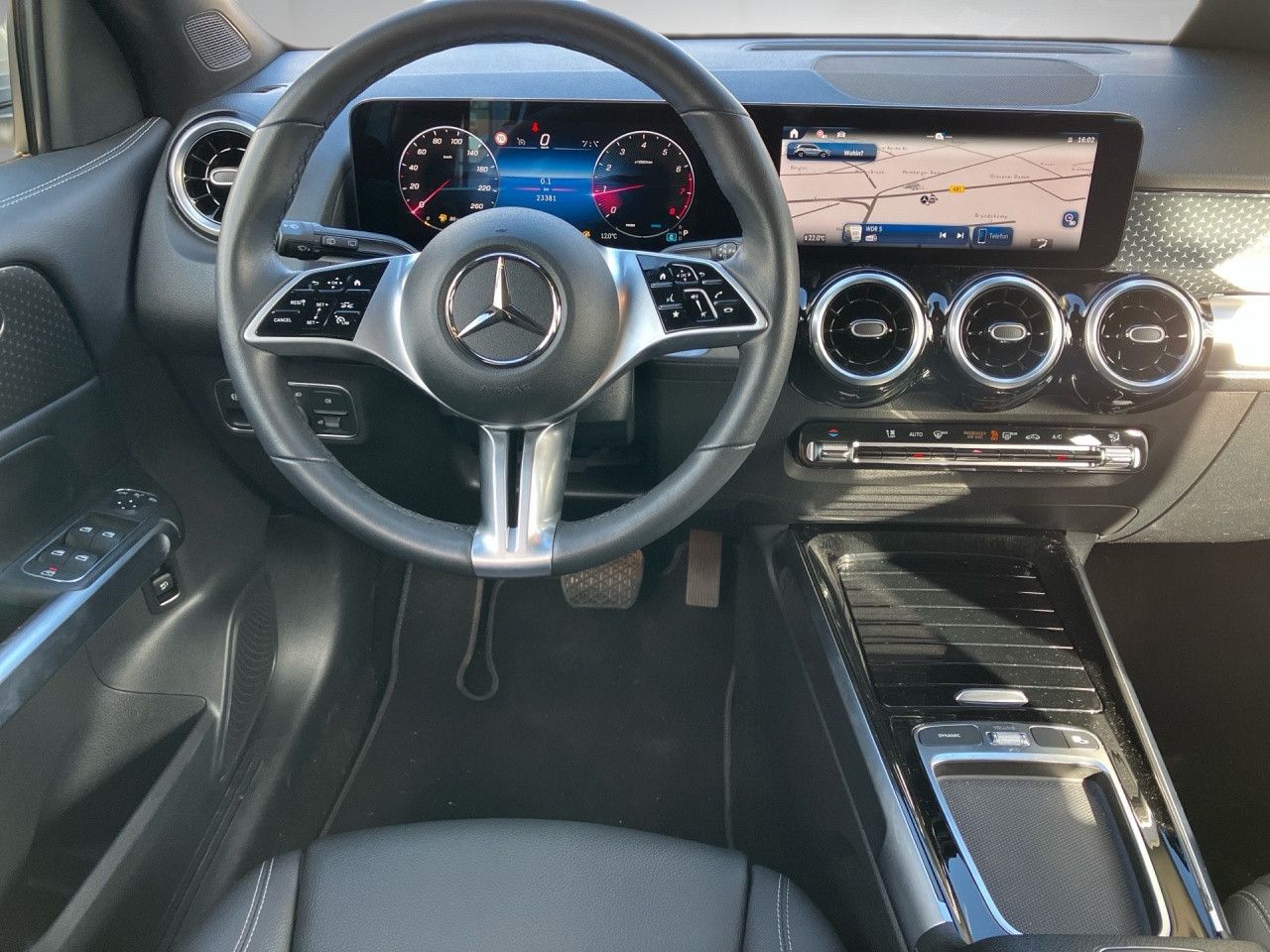 Mercedes-Benz GLB – Bild 17