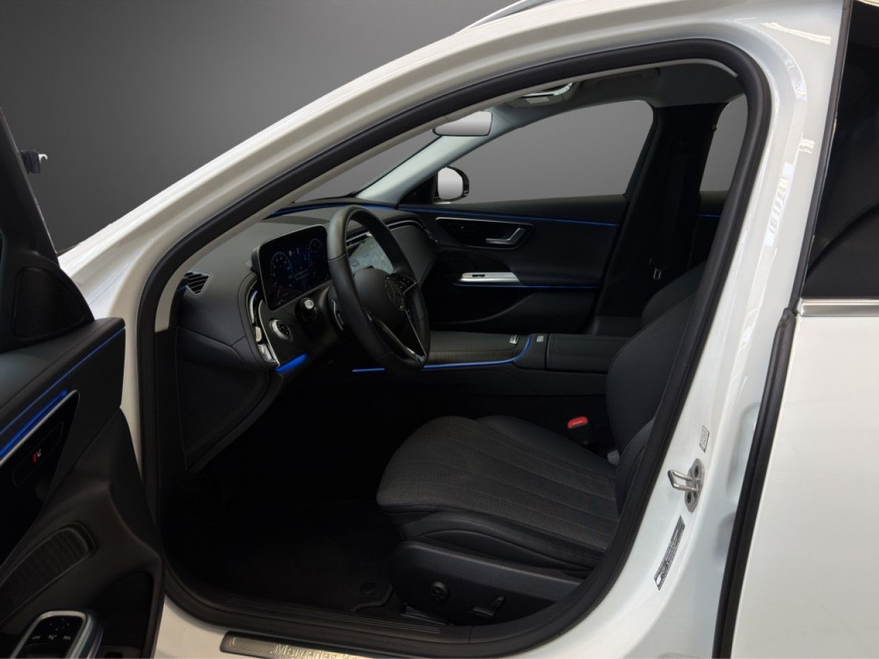 Mercedes-Benz E-Klasse – Bild 7