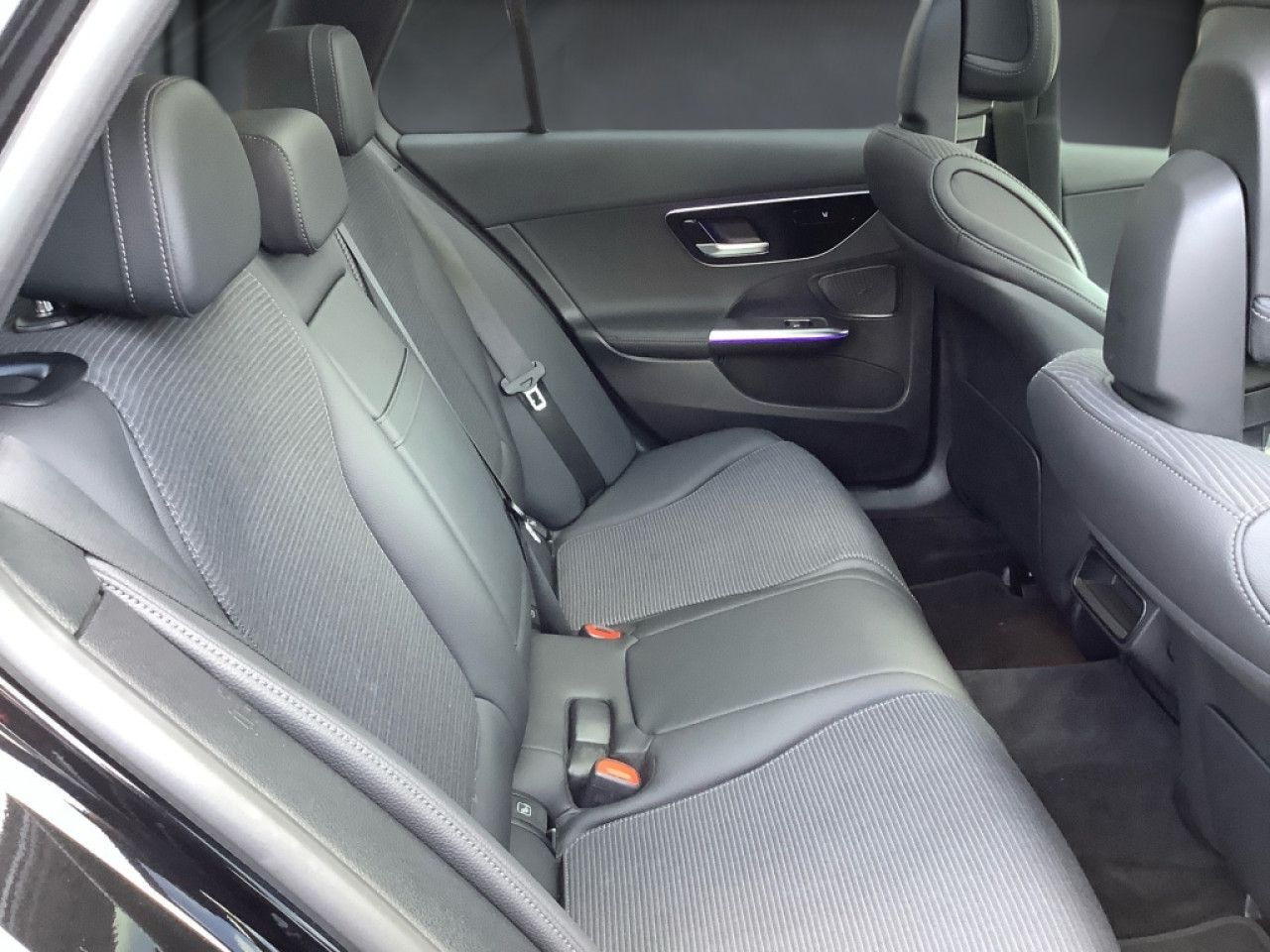 Mercedes-Benz C-Klasse – Bild 12