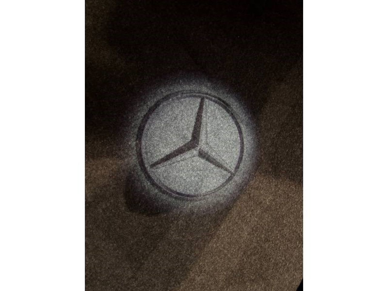 Photo du v&eacute;hicule 13 / 18