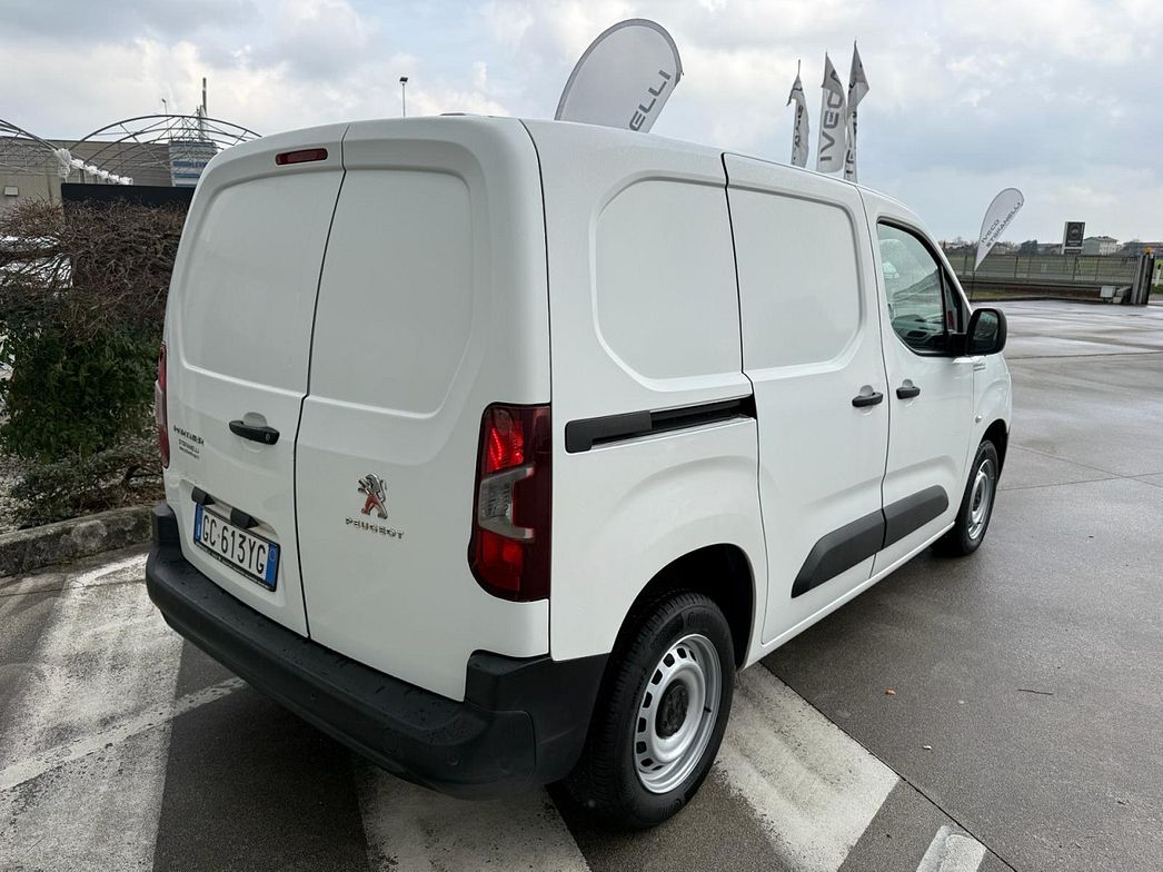 Peugeot | PARTNER PREMIUM L1 BLUE HDI 100