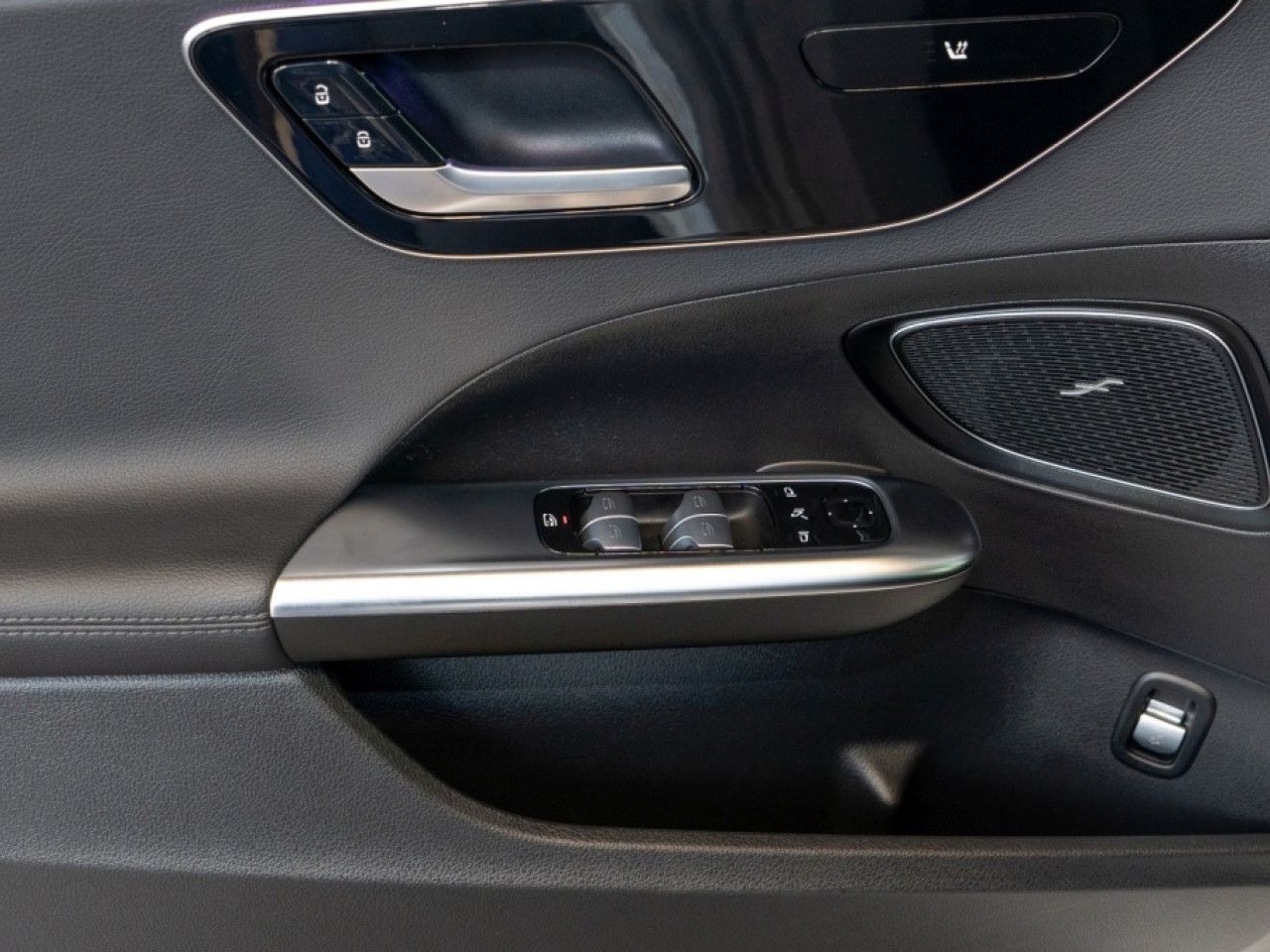 Mercedes-Benz C-Klasse – Bild 10
