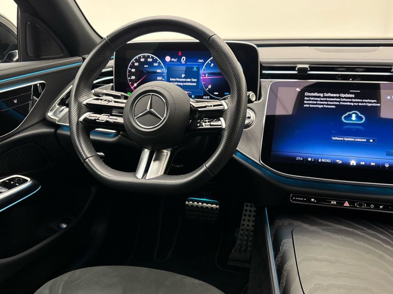 Mercedes-Benz E-Klasse – Bild 7