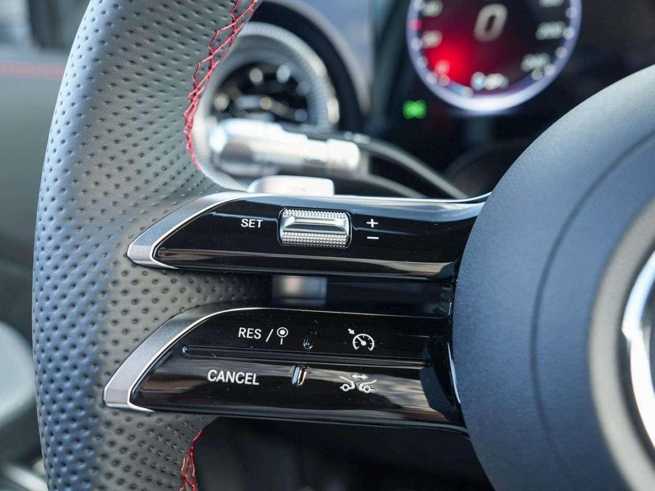 Mercedes-Benz GLB – Bild 15