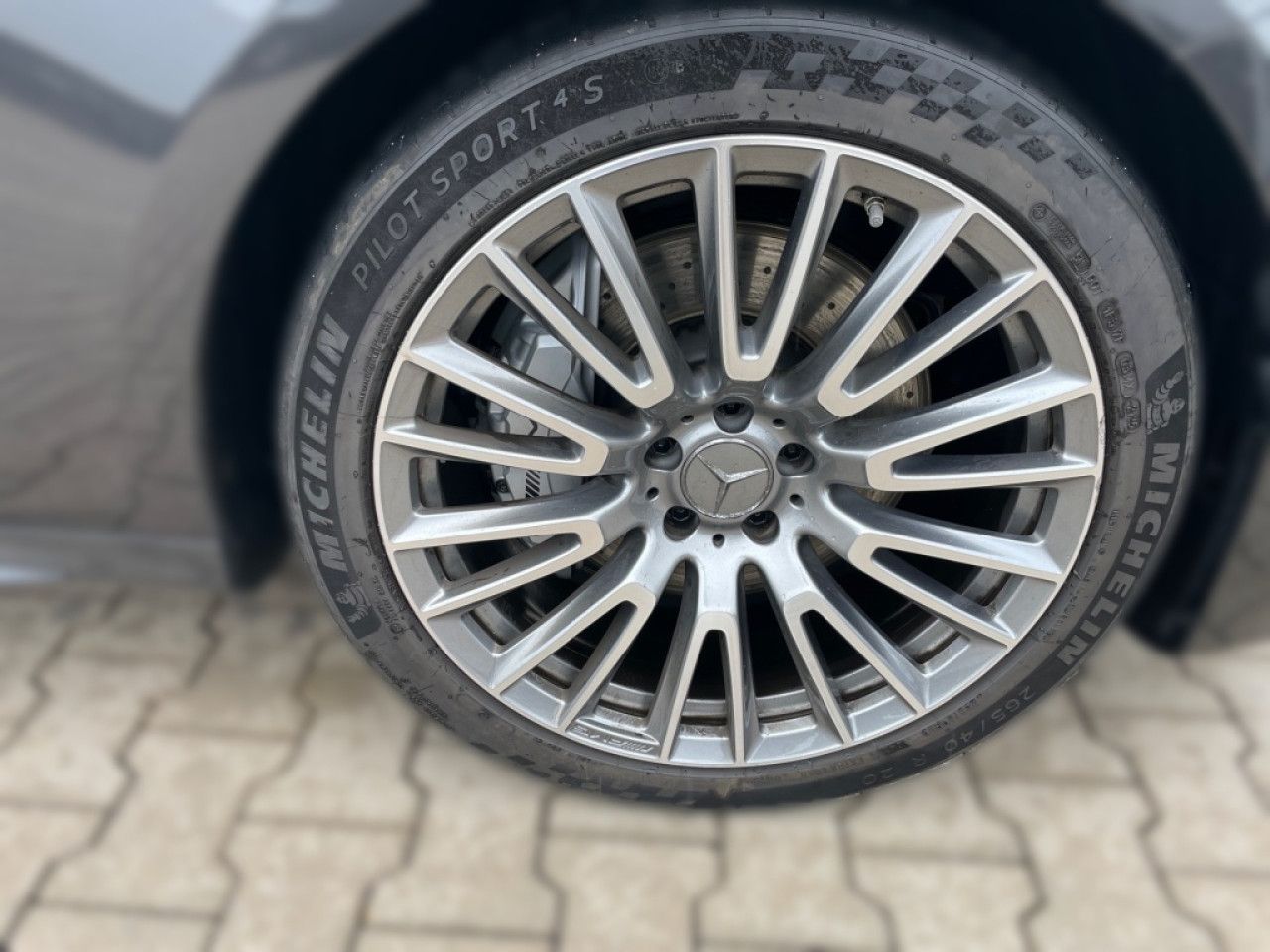 Mercedes-Benz E-Klasse – Bild 7