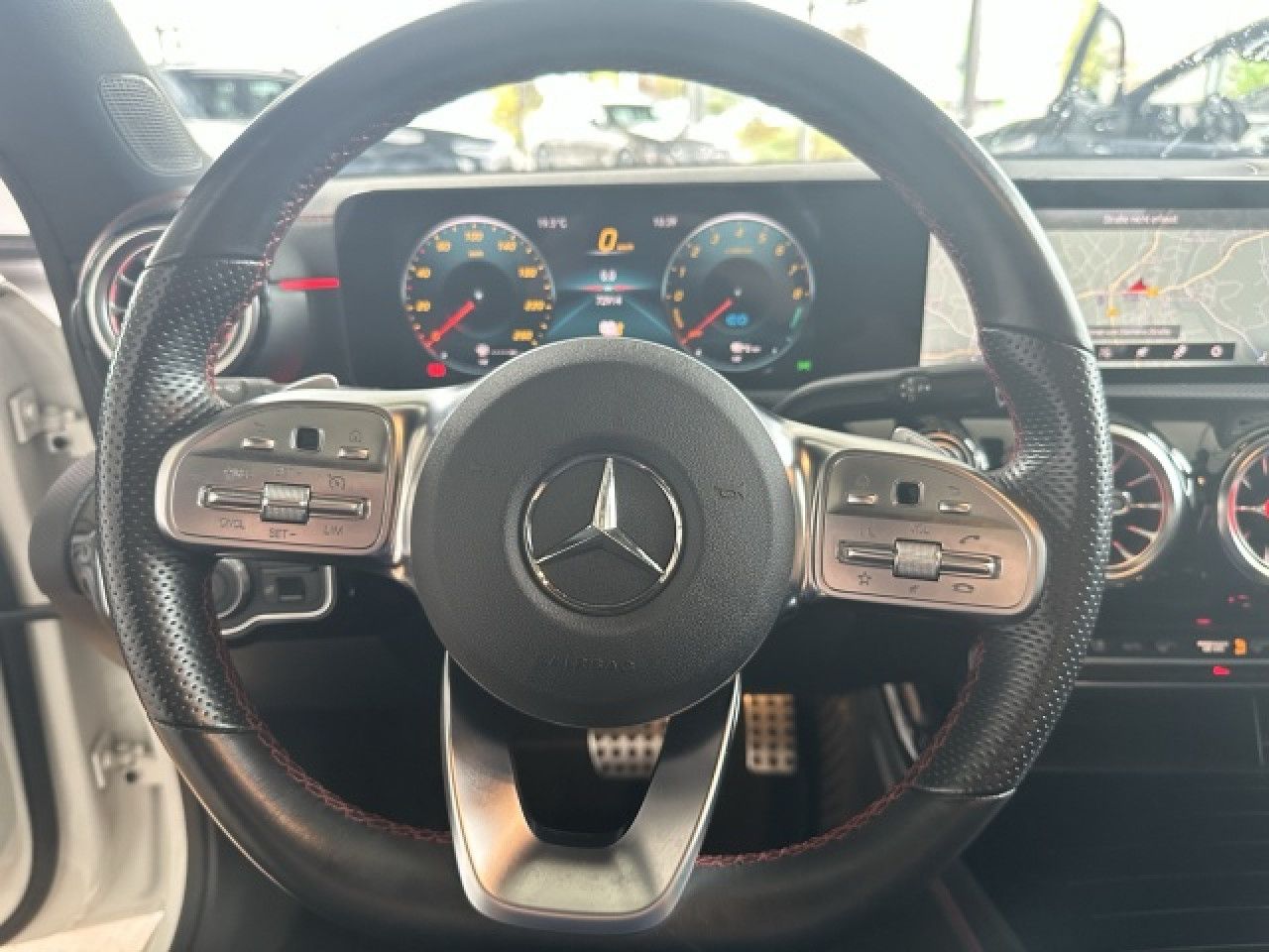 Fahrzeugbild 17 / 25