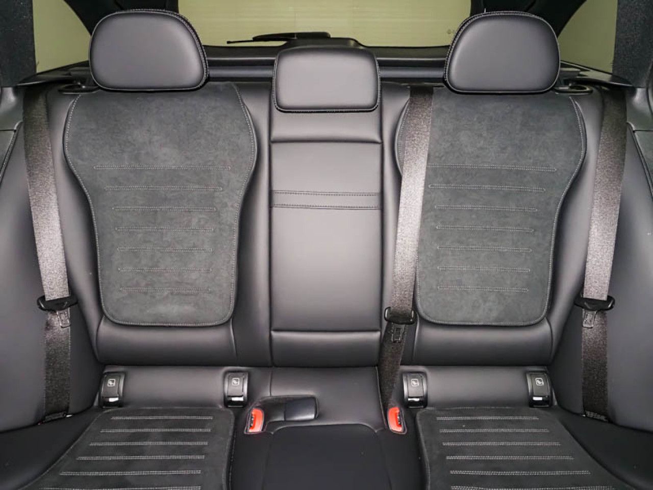 Mercedes-Benz C-Klasse – Bild 8