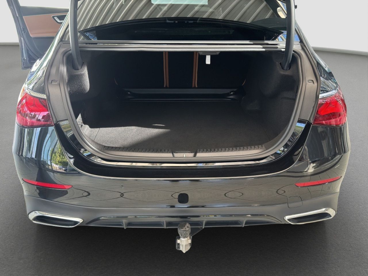 Mercedes-Benz E-Klasse – Bild 14