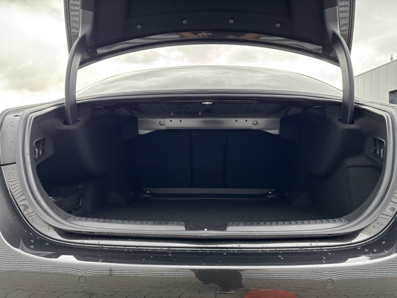 Mercedes-Benz E-Klasse – Bild 20