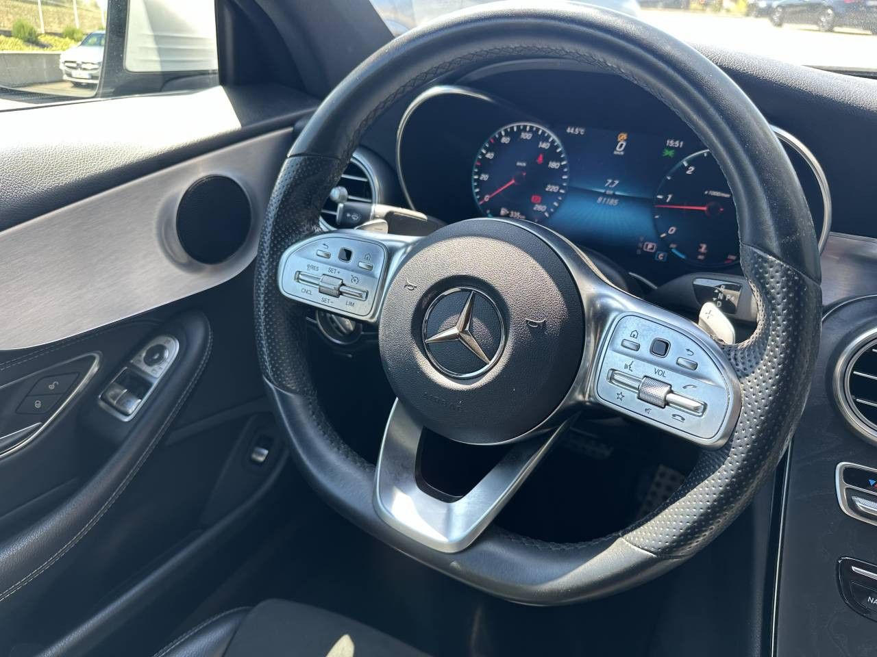 Photo du véhicule 14 / 18