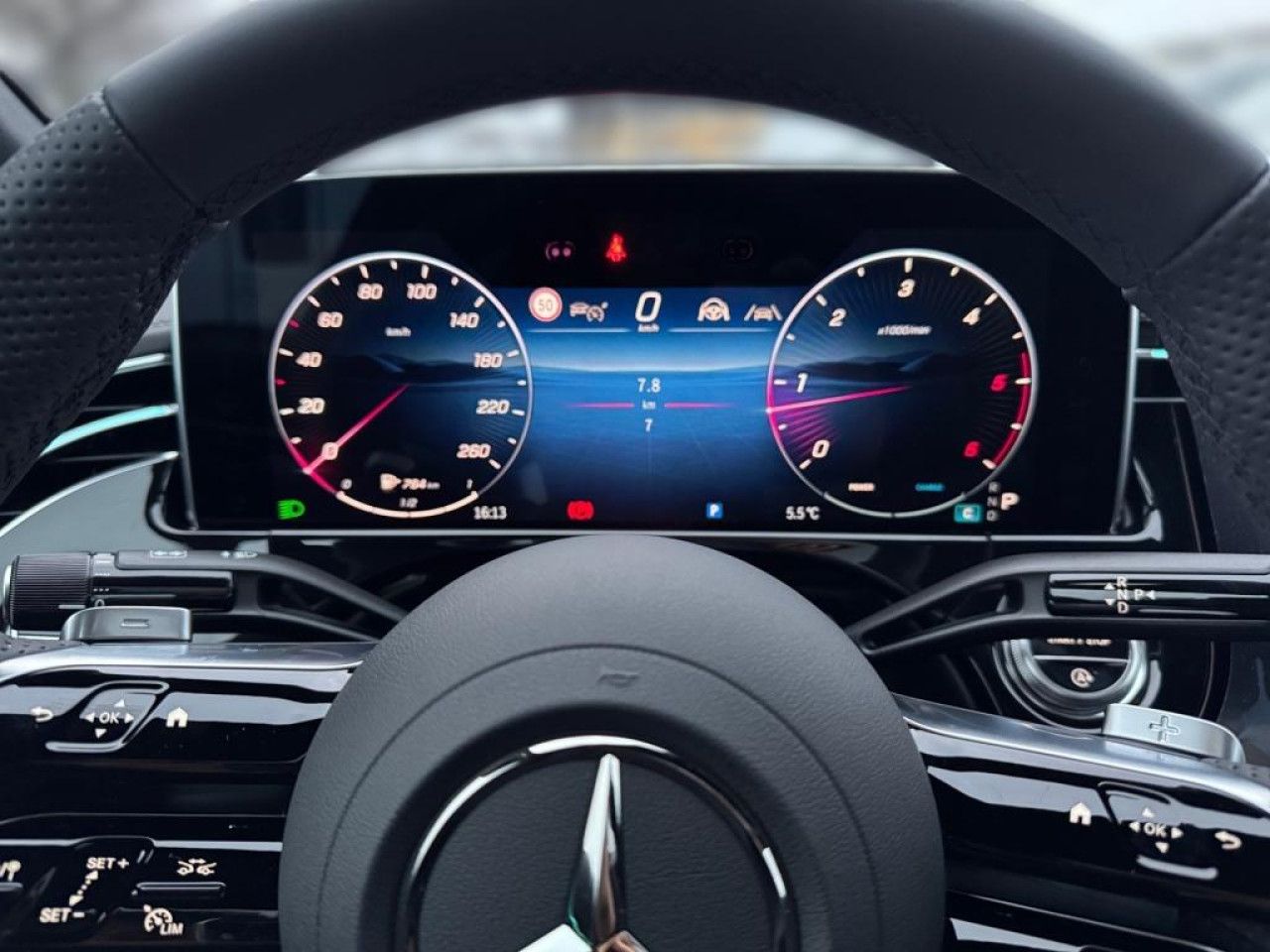 Mercedes-Benz E-Klasse – Bild 14
