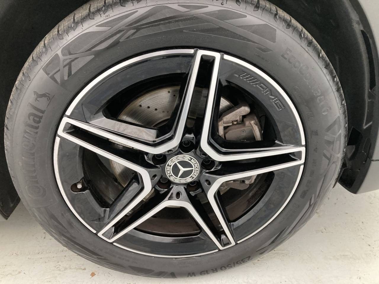 Photo du v&eacute;hicule 3 / 18