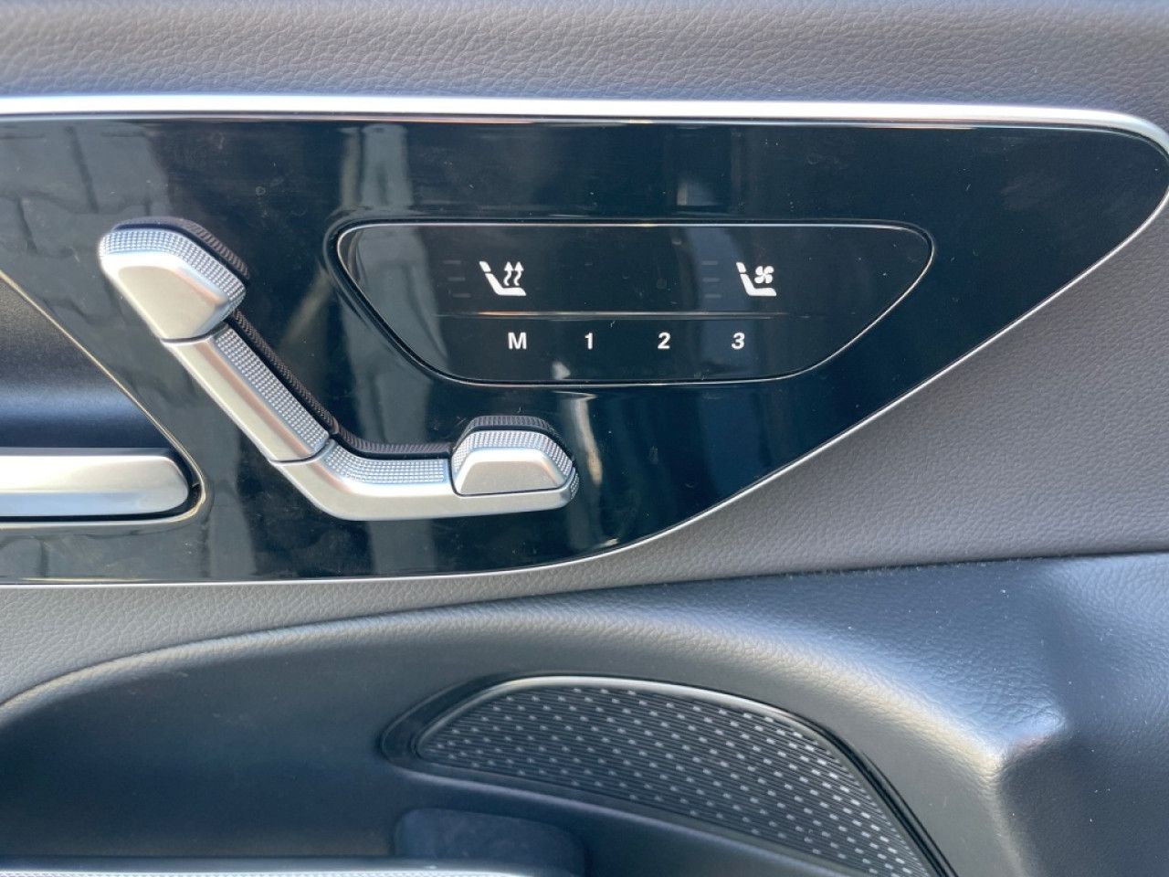Mercedes-Benz E-Klasse – Bild 18
