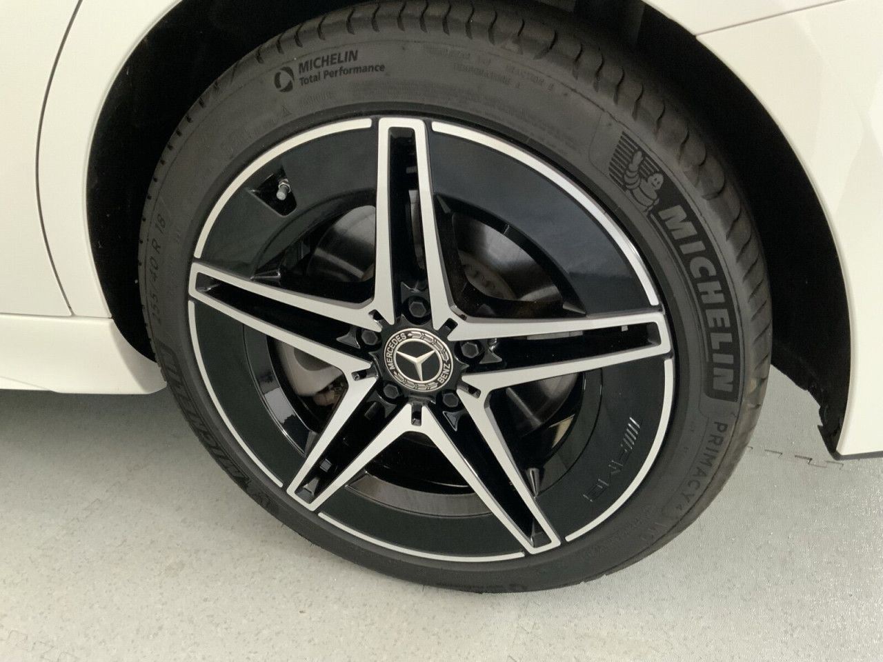 Mercedes-Benz C-Klasse – Bild 8