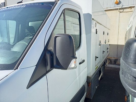 Vehicle image 5 / 6