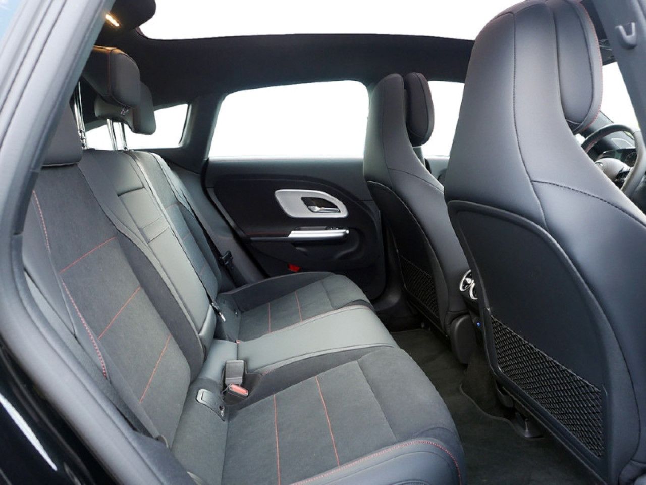 Mercedes-Benz CLA – Bild 5