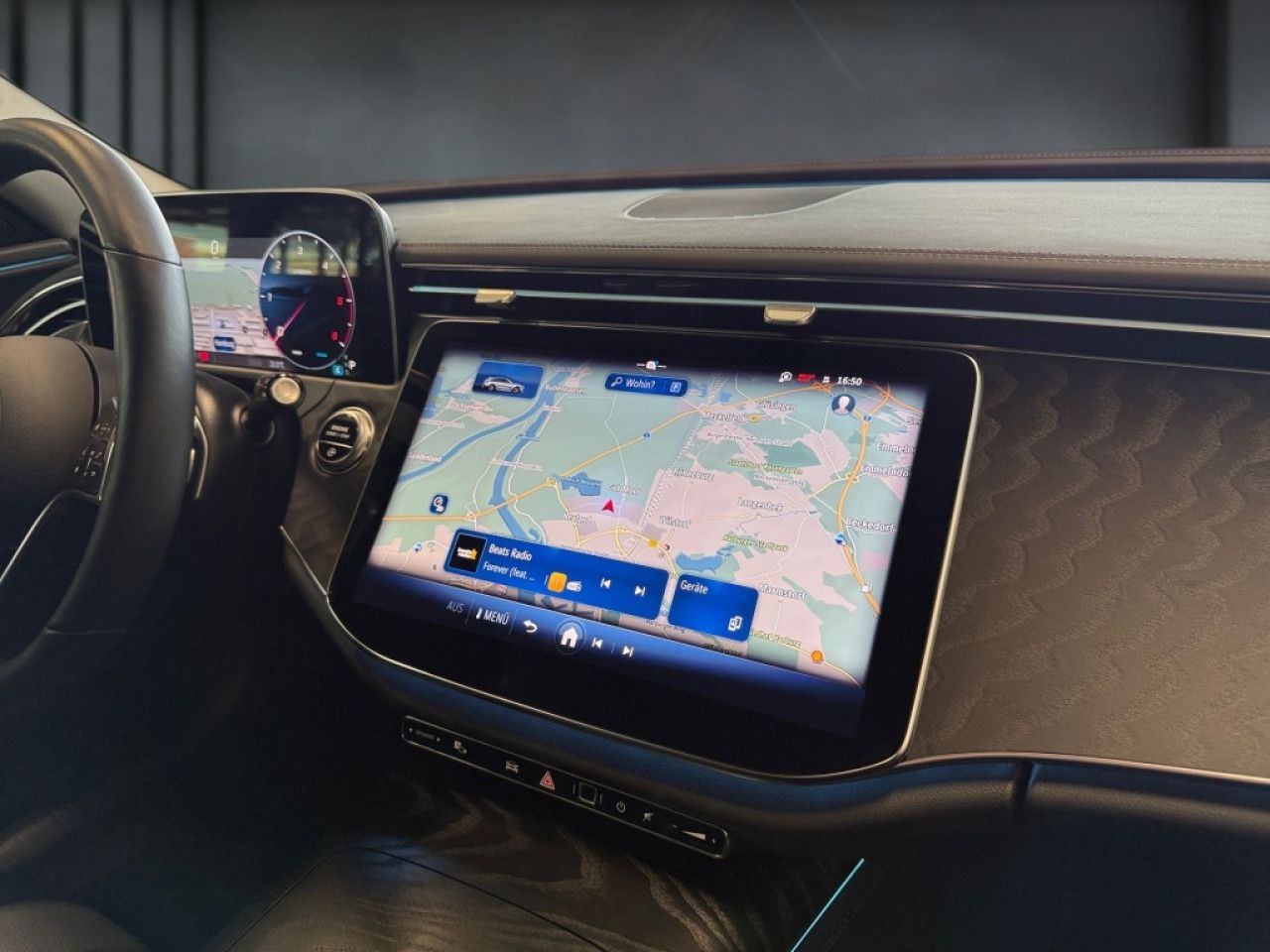 Mercedes-Benz E-Klasse – Bild 15