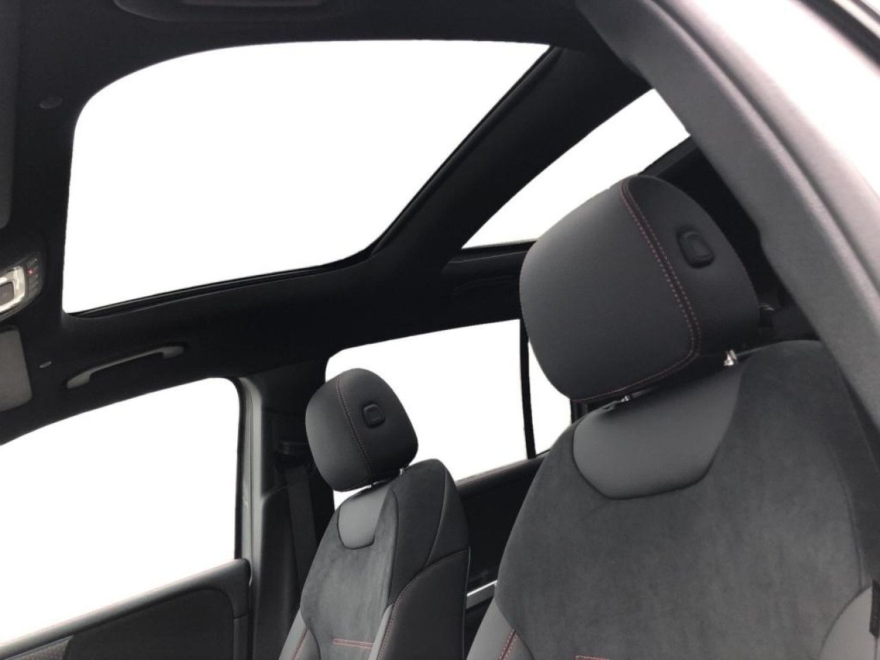 Mercedes-Benz GLB – Bild 13