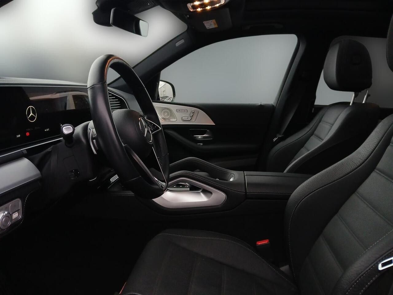 Zdjęcie pojazdu 16 / 25