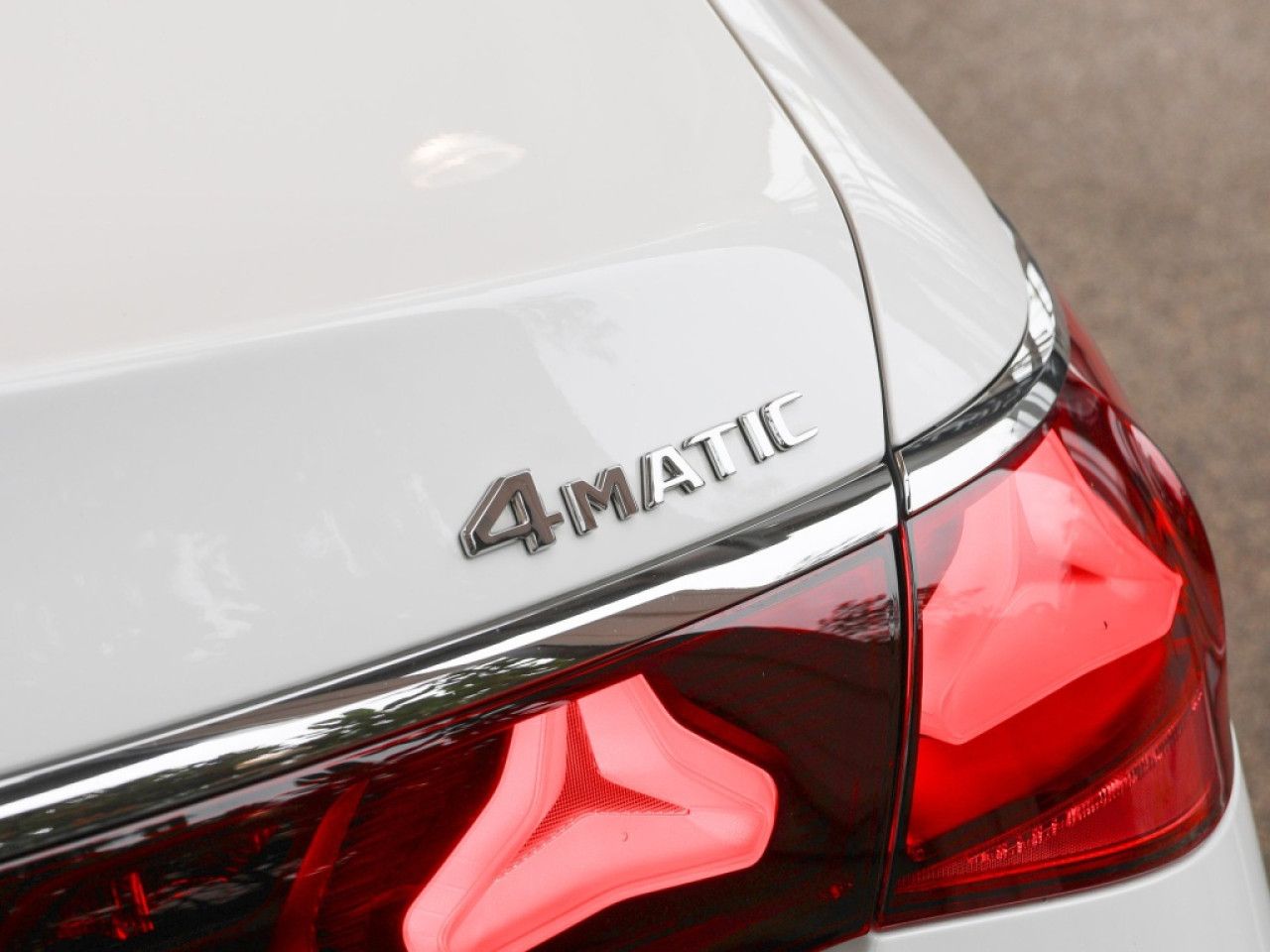 Mercedes-Benz E-Klasse – Bild 11