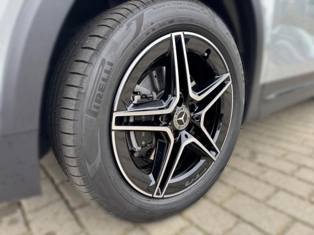 Mercedes-Benz GLB – Bild 14