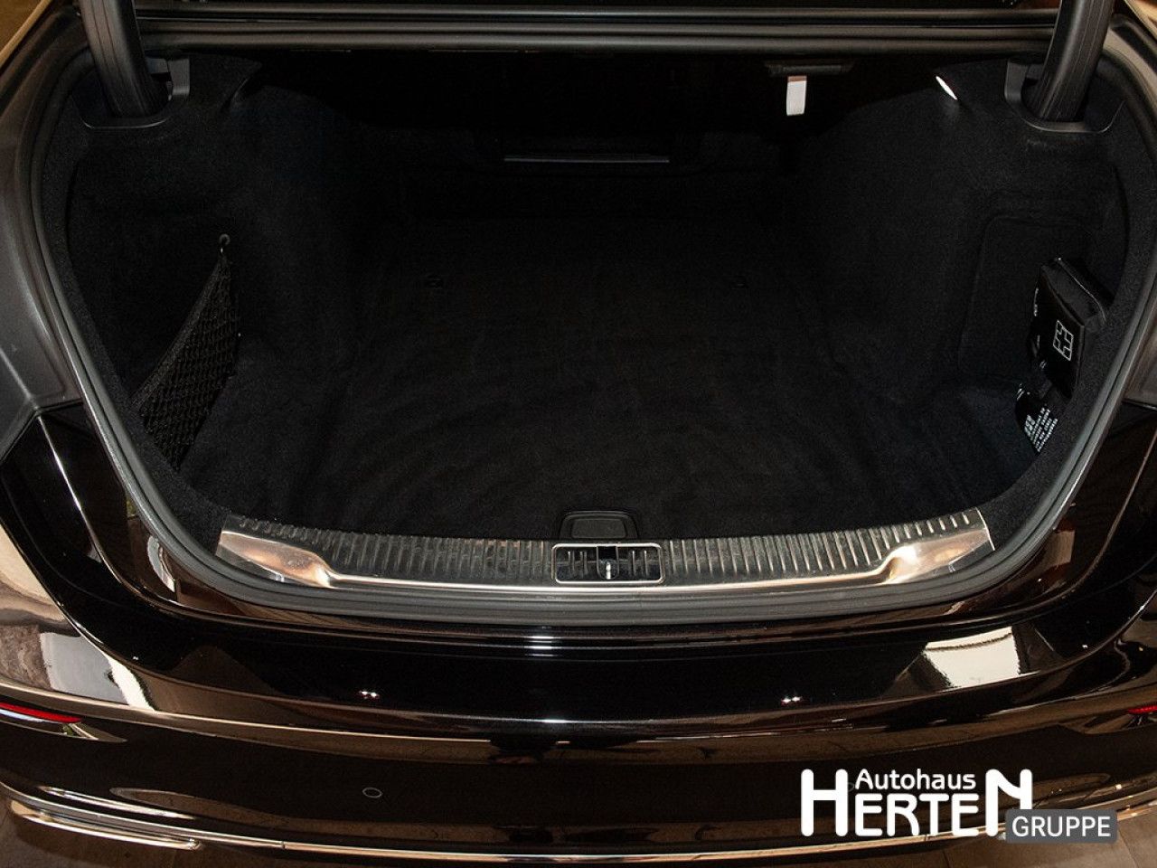 Mercedes-Benz S-Klasse – Bild 16