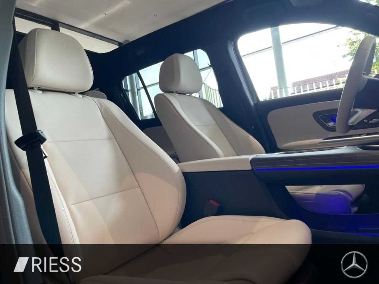 Mercedes-Benz GLB – Bild 10