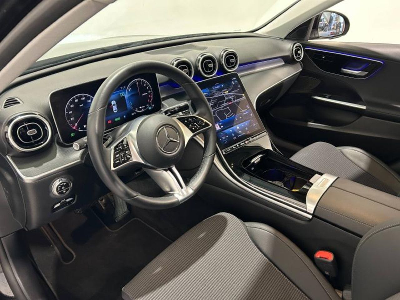 Photo du v&eacute;hicule 15 / 18