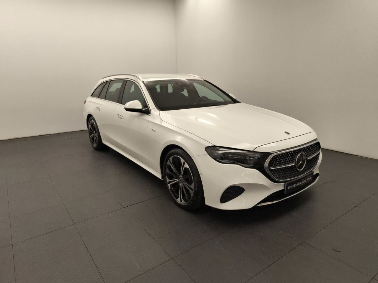 Mercedes-Benz E-Klasse – Bild 3