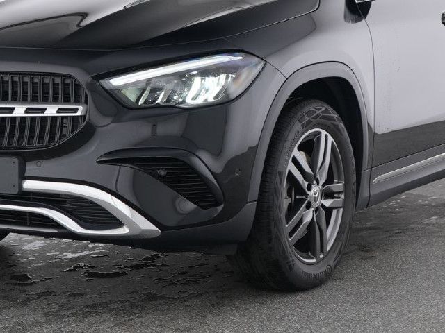 Mercedes-Benz GLA 220