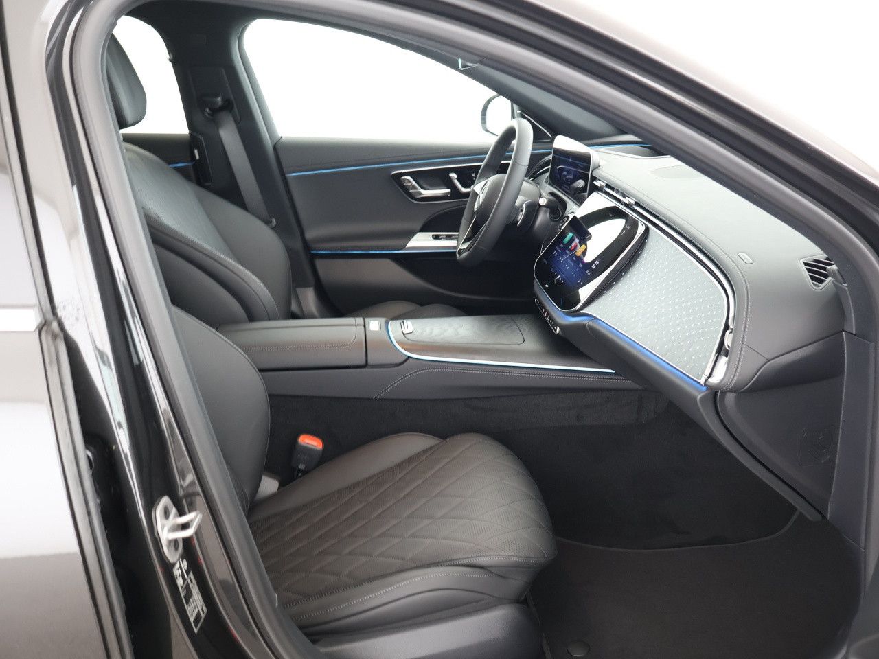Mercedes-Benz E-Klasse – Bild 9
