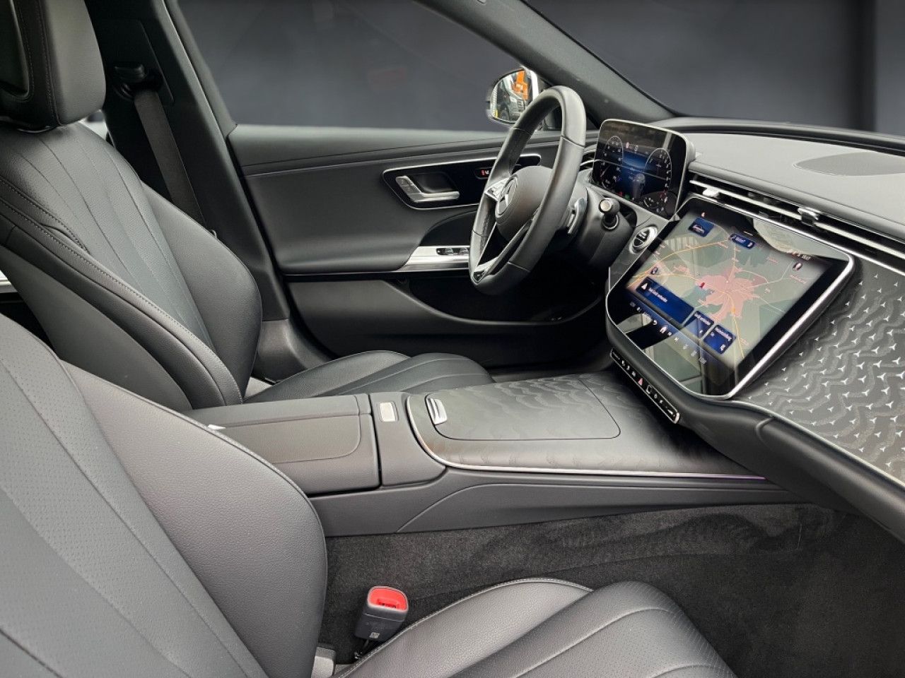 Mercedes-Benz E-Klasse – Bild 16