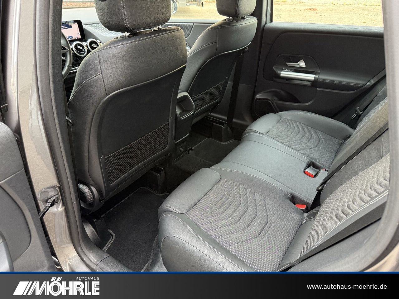 Fahrzeugbild 11 / 15