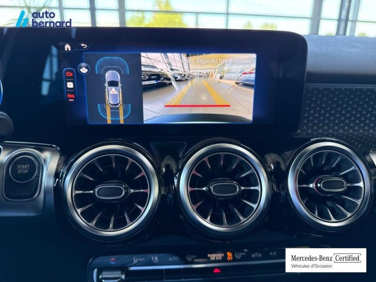 Photo du v&eacute;hicule 17 / 18