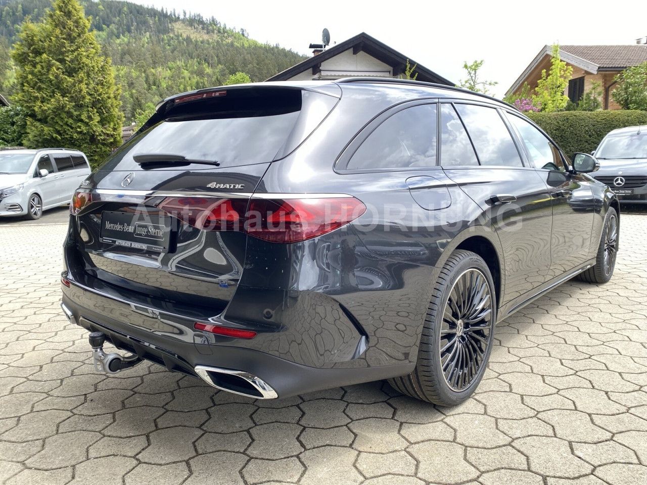 Mercedes-Benz E-Klasse – Bild 4