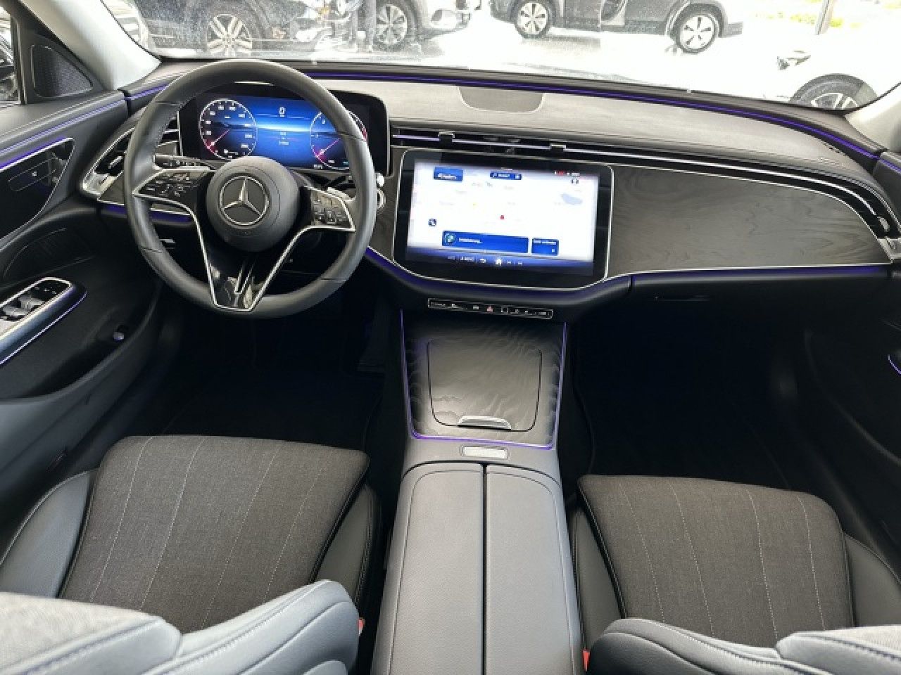 Mercedes-Benz E-Klasse – Bild 13