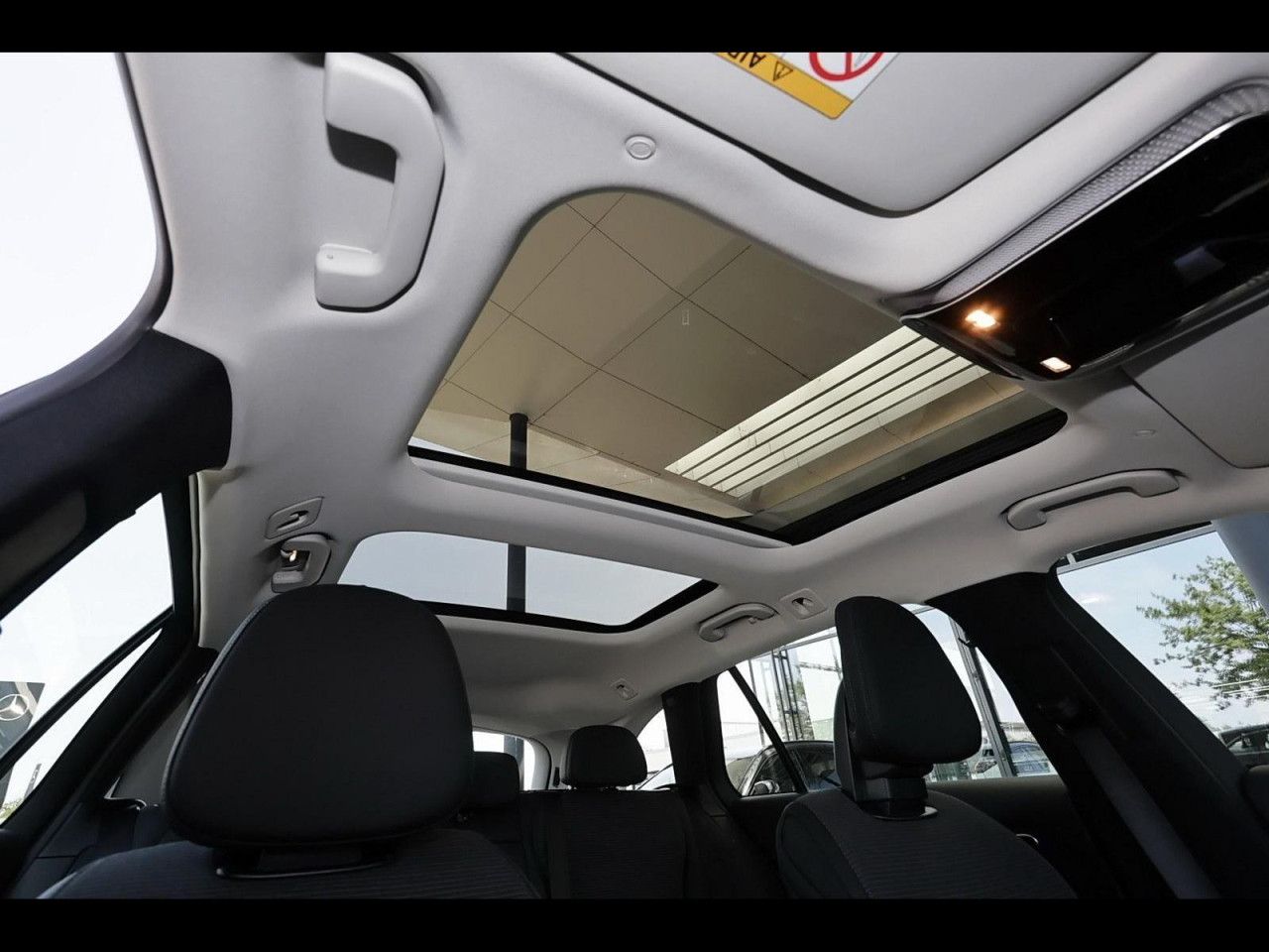 Mercedes-Benz C-Klasse – Bild 7
