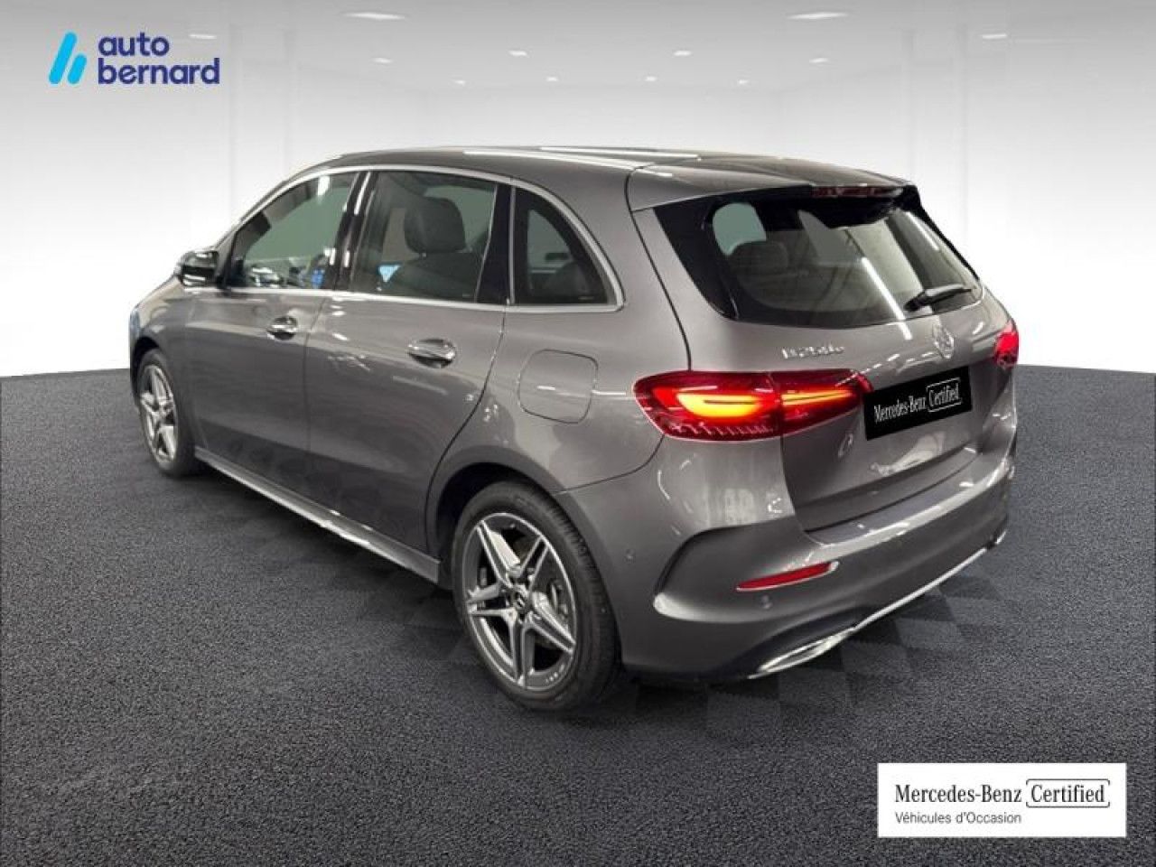 Photo du v&eacute;hicule 7 / 18