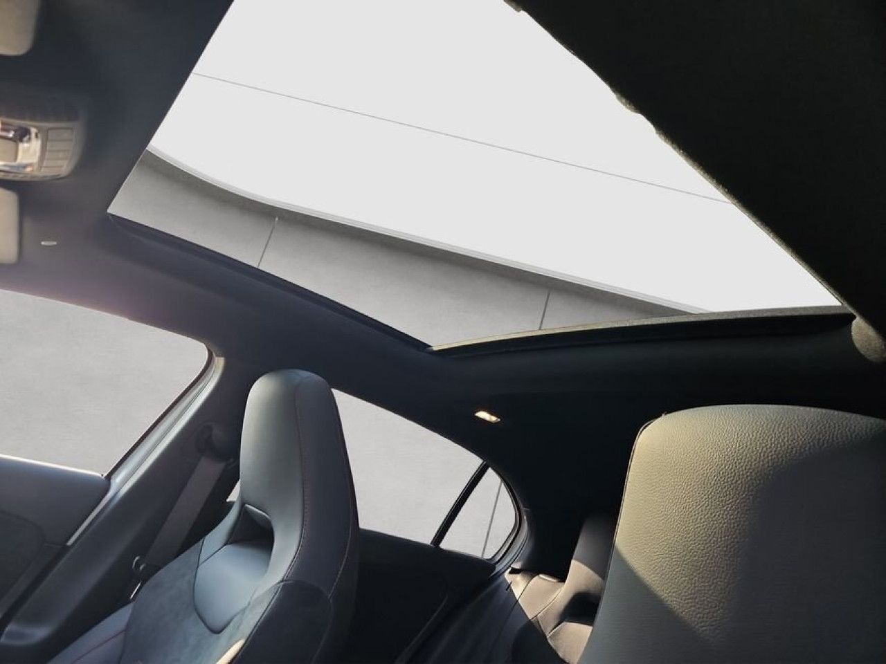 Mercedes-Benz A-Klasse – Bild 15