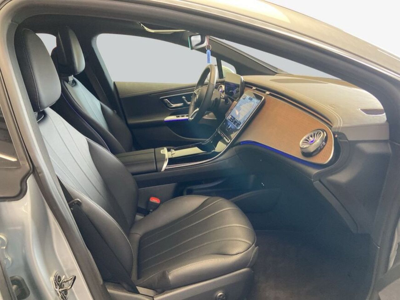 Mercedes-Benz EQE – Bild 13