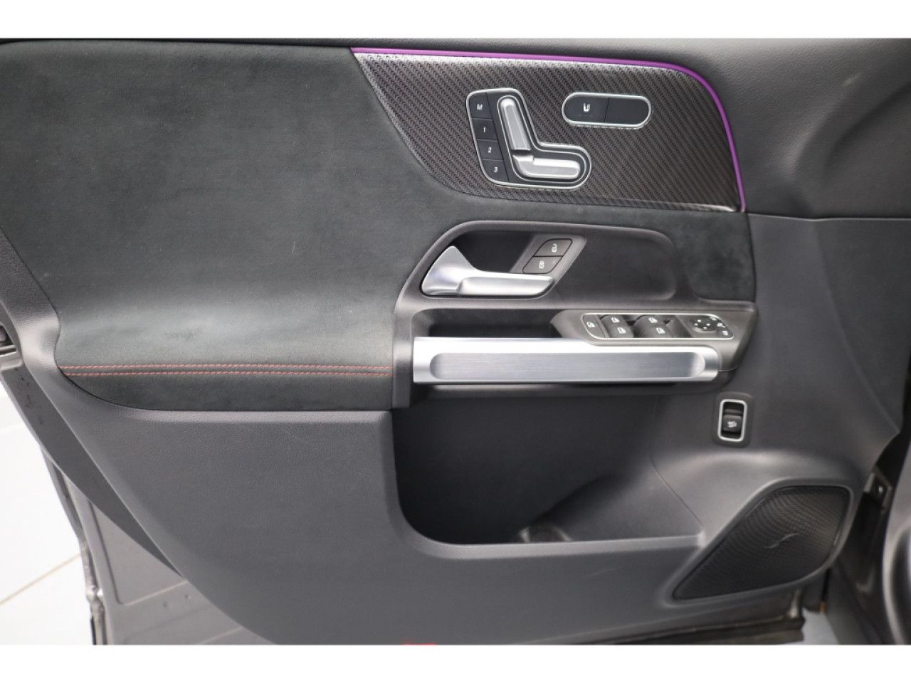 Mercedes-Benz GLB – Bild 10