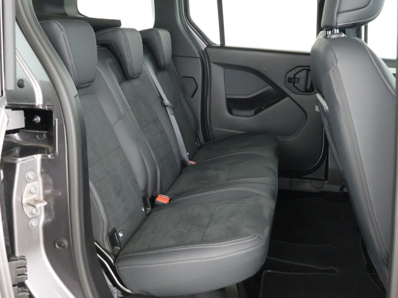 Fahrzeugbild 14 / 19