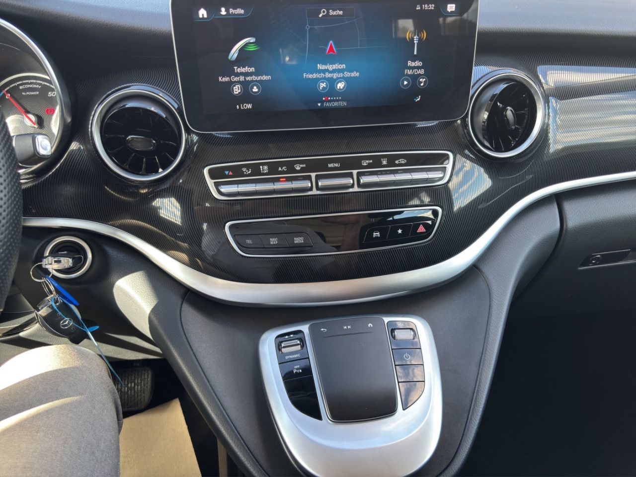 Mercedes-Benz EQV – Bild 11